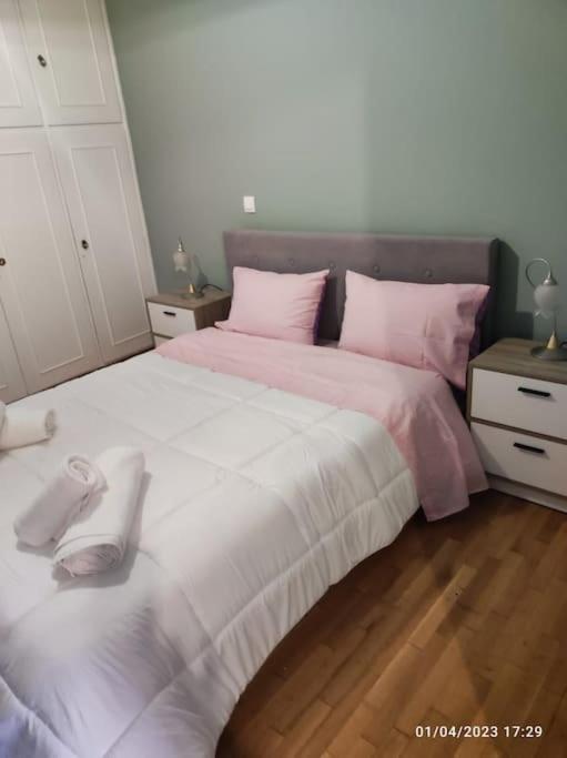 Cozy New Apartment Near The Beach Athen Eksteriør billede